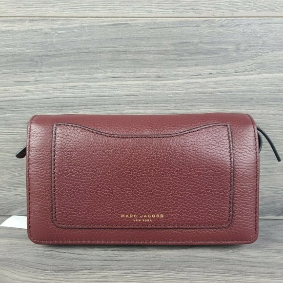 Marc Jacobs Burgundy Crossbody Bag - Picture 10 of 10